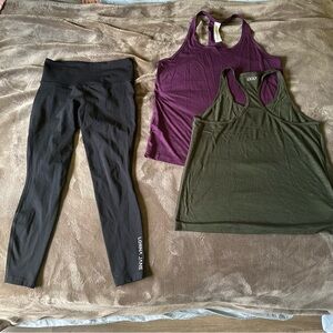 Lorna Jane Capri Leggings & Top Set M/L Black/Olive